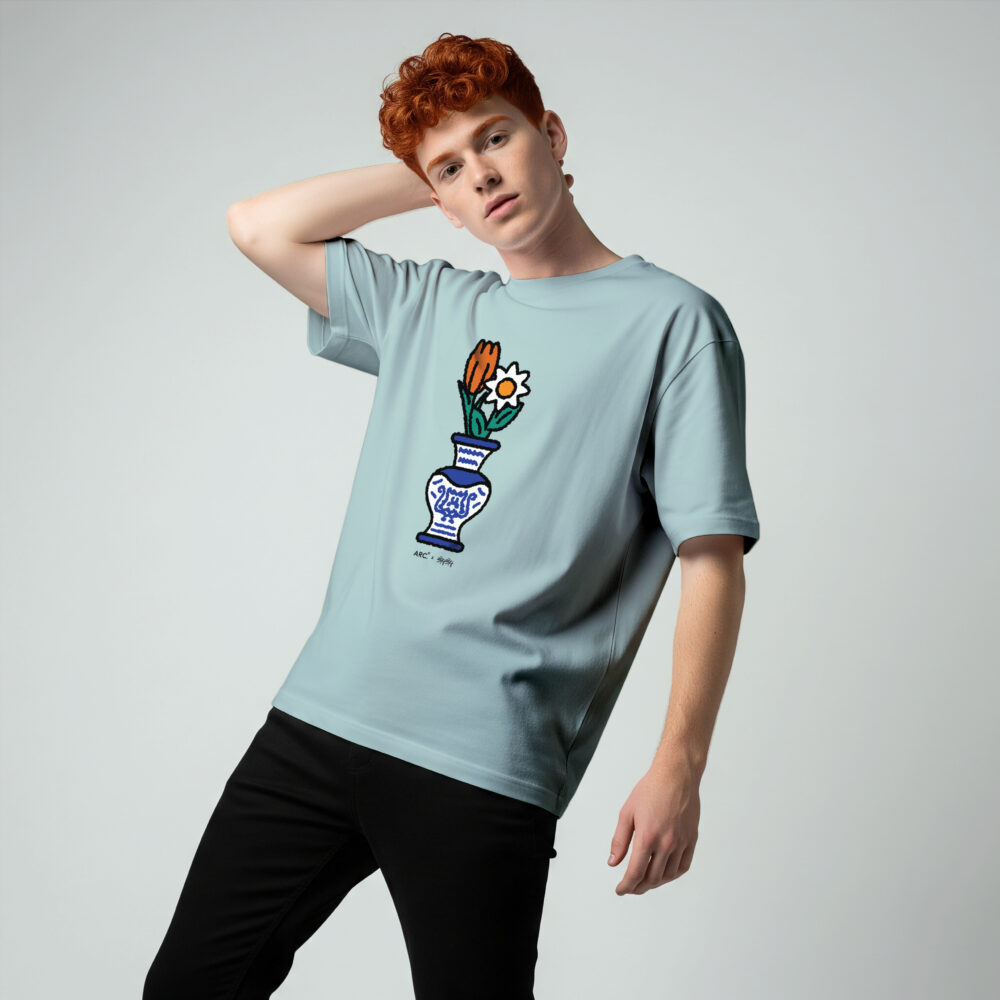 Blue Vase T-shirt - Image 3