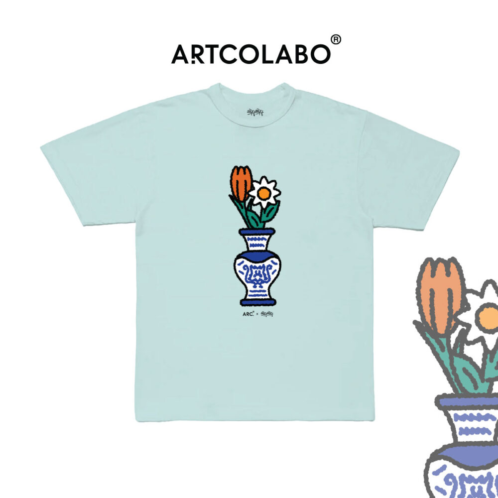 Blue Vase T-shirt - Image 5